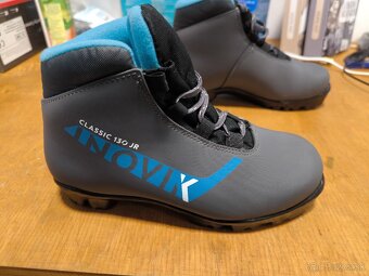 Set: Detské bežky 140cm ,palice a topánky - 6