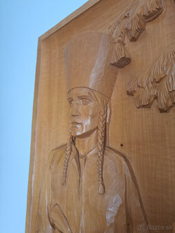 Figurálny drevený reliéf - 6