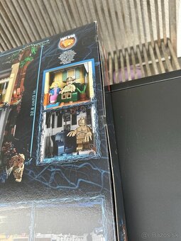 LEGO® Stranger Things 75810 Upside Down - 6