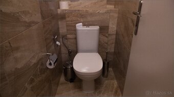 🏢 Na predaj: Apartmánové poschodie – centrum Komárna - 6