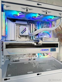 Ryzen 7 9800x3D, RTX 5090 32GB, 64GB RAM, 4TB SSD, 1200W - 6