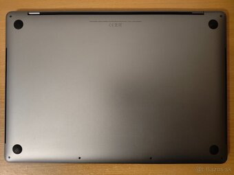 MacBook Pro 15 2019 | i7 • 16GB • 256GB SSD - 6