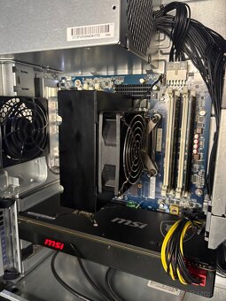 Herný workstation 14jadro | 32gb ram | 8GB Vega | 700W - 6