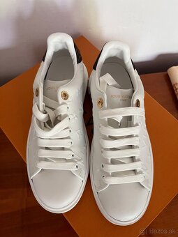 Predám original tenisky LOUIS VUITTON biele č.38 - 6