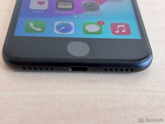 Mobilný telefón - Apple iPhone SE (2020) 64GB - 6