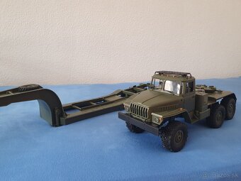Krásny RC model Ural s podvalnikom 1:16 - 6