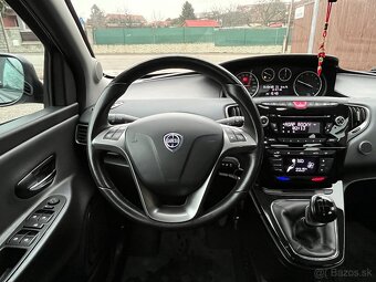 Lancia Ypsilon Gold 1.2i - 6