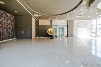 Na prenájom komerčný - obchodný priestor 120m2 v Centre Nitr - 6