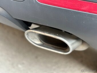 Predám Volkswagen Touareg 3,0 TDI V6 A/T - 6