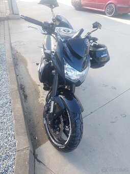 Kawasaki Z750 - 6