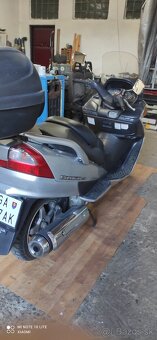 Burgman 400 - 6