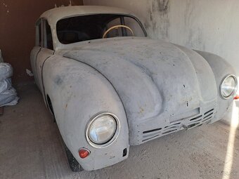 Predam TATRA 600 Tatraplan - 6