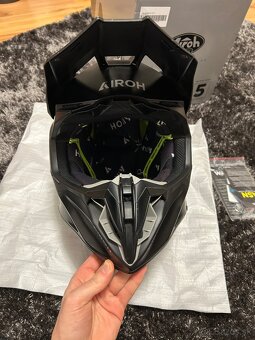 Airoh twist 3, 2025 model, L” - 6