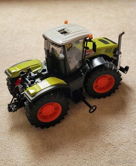 Bruder traktor Claas Xerion 5000 - 6