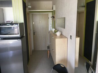 Prenájom veľká garsónka,ul. Lúčna Nitra Chrenová, balkón - 6