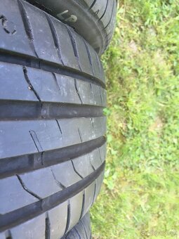 Predám pneumatiky 195/45 R16 3x Nexen Nfera + 1x Barum - 6