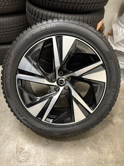 Nepoužitá zimná sada Volvo XC90 - 5x108 R20 , 275/40/20 - 6