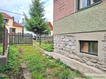 Priestranný dom na Liptove, ktorý má výhľad z izby na Kriv - 6