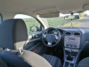 Ford Focus, benzín - 6