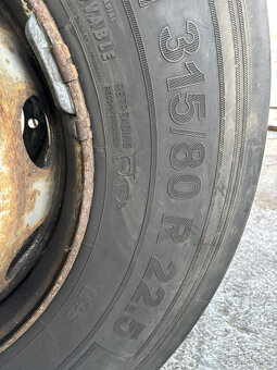 Pneu BARUM 315 80 22,5 - 6