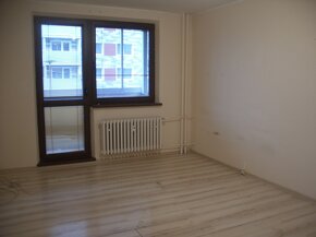 3 izbový byt s balkónom - 6