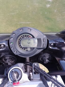 Yamaha - 6