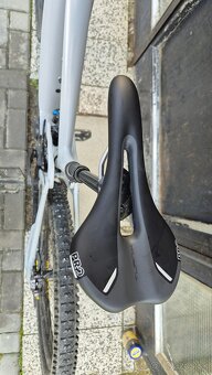 Giant Reign - 6