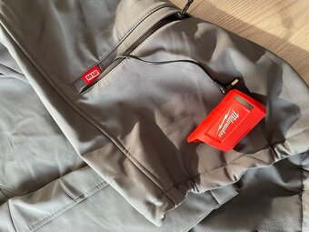 Predám novú bundu zn Milwaukee 2xl - 6