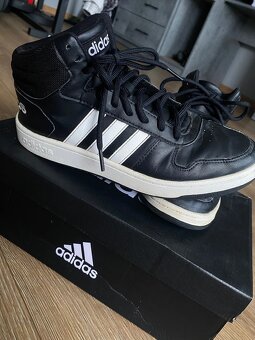 Zvysene botasky Adidas model HOOPS 2.0 MID - 6