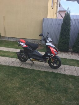 Aprilia SR 50 Racing - 6