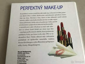Žena na úrovni a jej malé triky / Perfektný make-up - 6