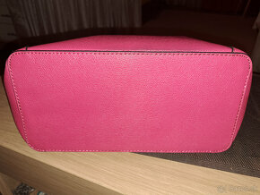 Guess kabelka, farba magenta/ružová - 6