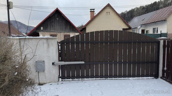 NA PREDAJ: Rodinný dom v pôvodnom stave Valaská okr. Brezno - 6