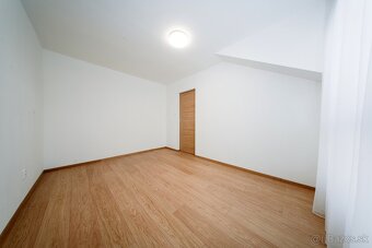 Predaj – 2-izbový byt po kompletnej rekonštrukcii - 6