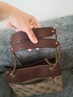 Hnedá kabelka Guess - 6
