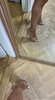 Vinylove sandale na vysokom opatku - 6