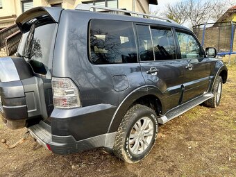 Pajero 3.2 di-d 7 miestne 4x4 - 6