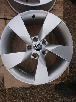 Škoda Nivalis R17 5x112 - 6