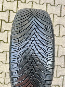 215/50 r17 celoročné KUMHO 95W - 6