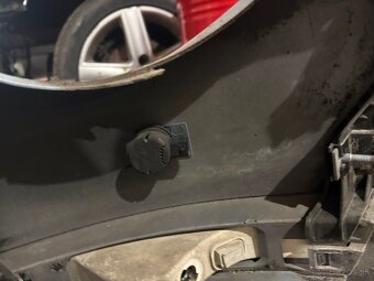 Predný nárazník VW Passat B6 - 6