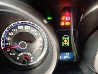 Mitsubishi Pajero IV - 6