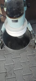 Mlynček, robot Feuma ascobloc - 6