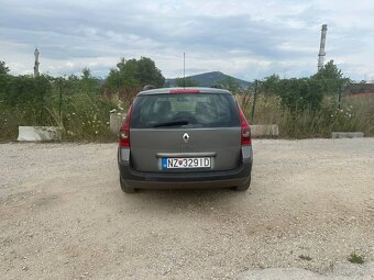 Renault Mégane 2 1.9 dCi - 6