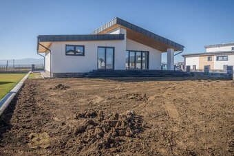 Nadčasové rodinné domy v skvelej lokalite pod Tatrami - 6