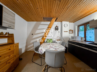 Sokoľ - murovaná chata so záhradou pri lese len 9km od Košíc - 6