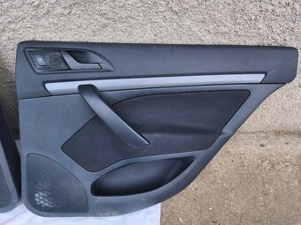 Skoda octavia 2 combi sada tapacirov dvery - 6