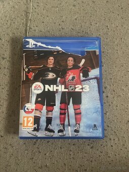 Nhl 23 plus dva ovladace - 6