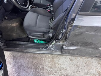 Predam Hyundai i30 1.6 CRDi - 6