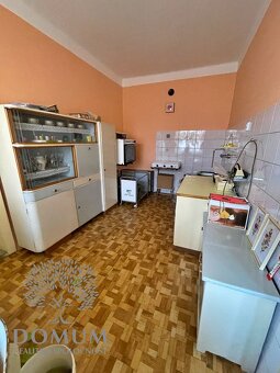 Vidiecka usadlosť v obci Lubina s 2755m2 pozemkom - 6
