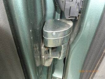 Predám Renault Scénic ll  1,5 dCi - 6